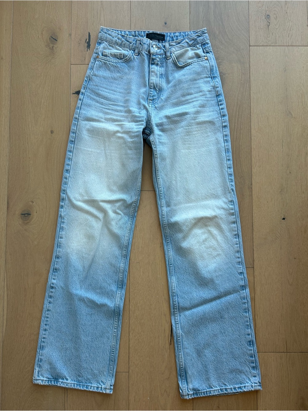 Zara Light Blue Straight Leg Women’s Jeans